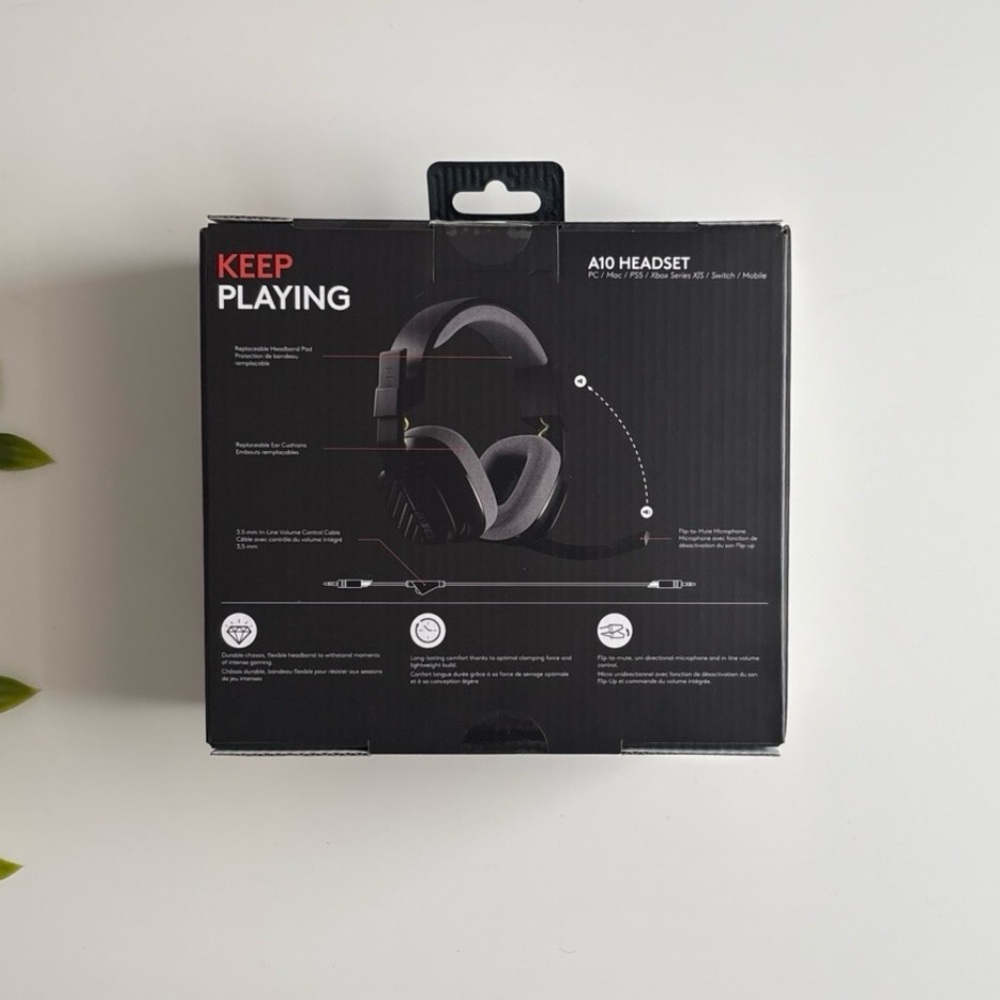 BNIB logitech A10 gaming headset - Picture 2 of 2